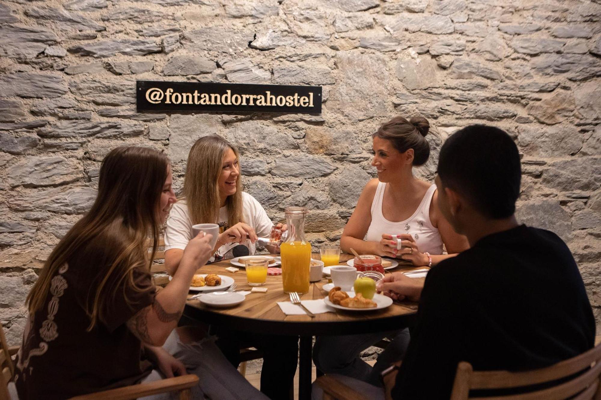 Font Andorra Hostel La Massana Exteriör bild